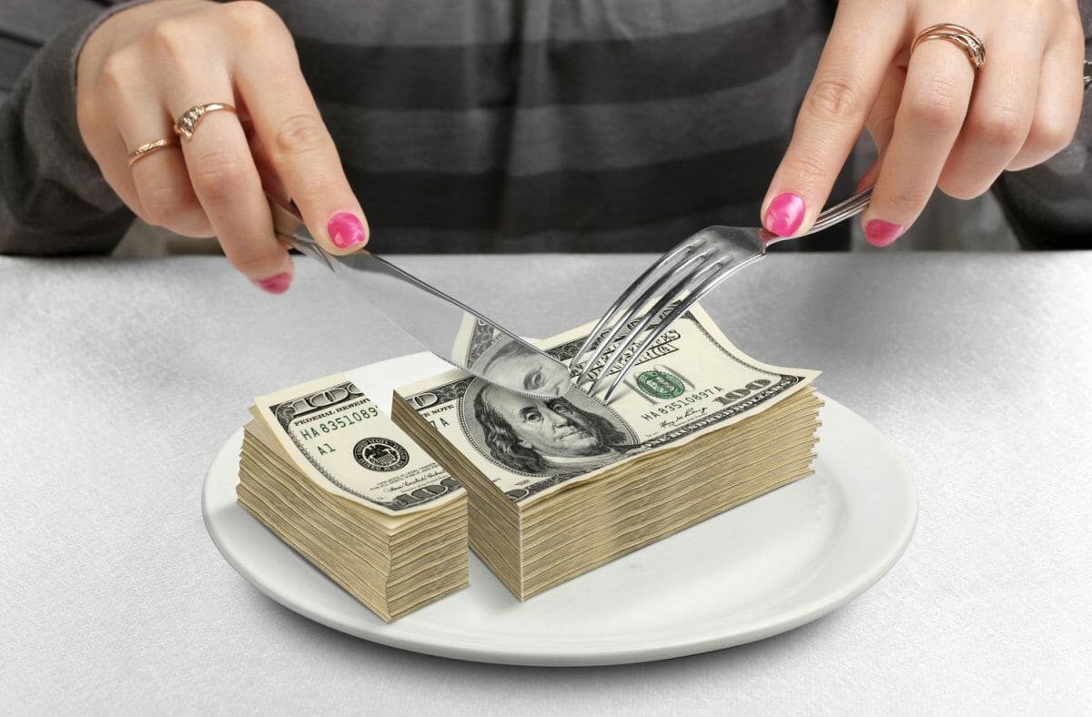 How are 401k & Pension Accounts Divided in Divorces?
